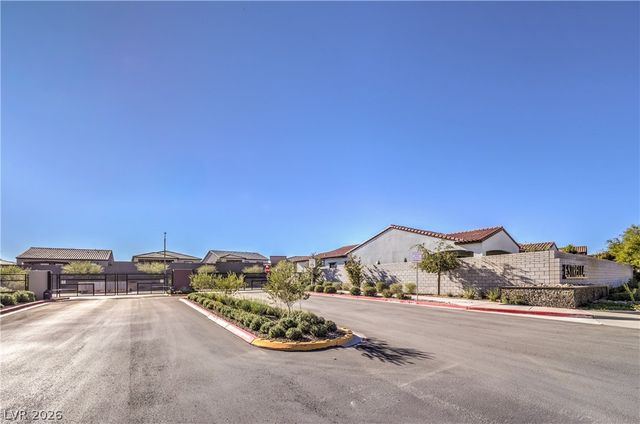 10246 Super Jovian Street, Las Vegas, NV 89143