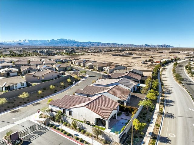 10246 Super Jovian Street, Las Vegas, NV 89143