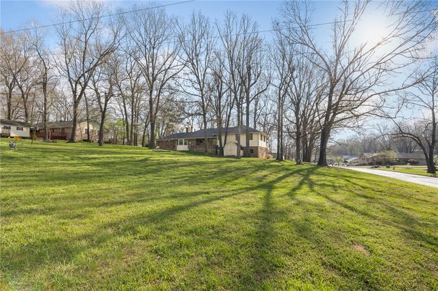 406 Oxford Street, Harrison, AR 72601