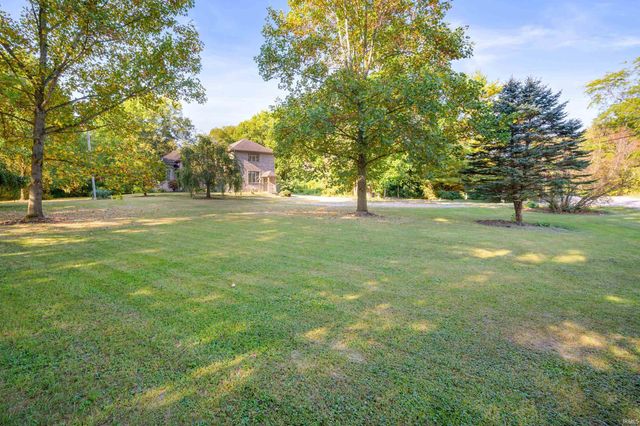 11817 E Edgewater Road, Albany, IN 47320