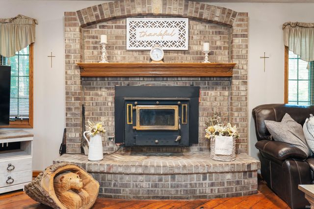 11817 E Edgewater Road, Albany, IN 47320