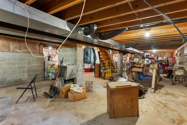 11817 E Edgewater Road, Albany, IN 47320