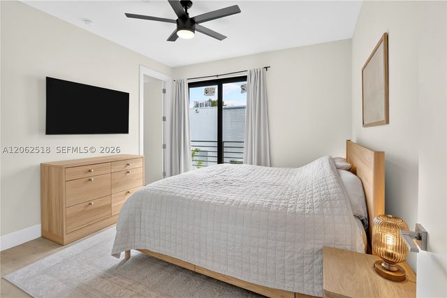 916 NE 4th St, Fort Lauderdale, FL 33301