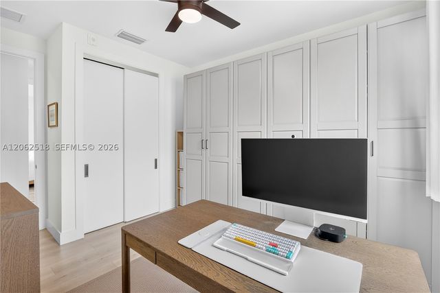 916 NE 4th St, Fort Lauderdale, FL 33301