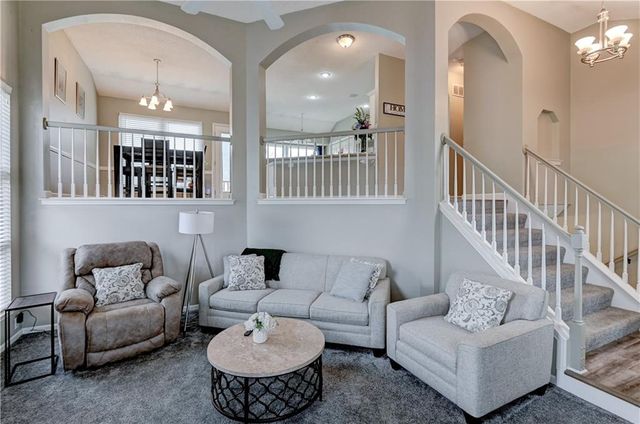 2221 SE 5th Terrace, Lee's Summit, MO 64063