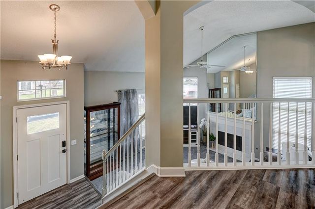 2221 SE 5th Terrace, Lee's Summit, MO 64063