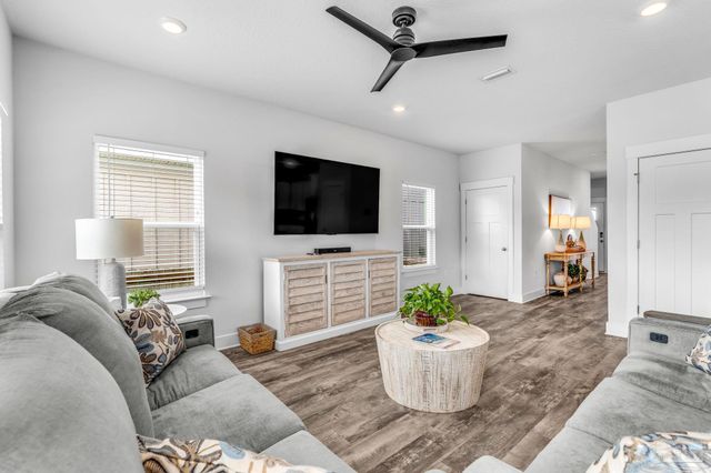 7852 Evening Glow Dr, Perdido Key, FL 32507