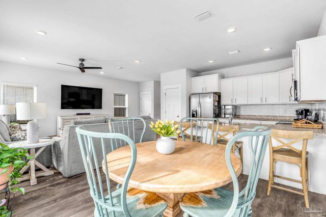 7852 Evening Glow Dr, Perdido Key, FL 32507