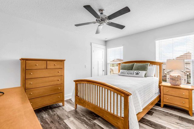7852 Evening Glow Dr, Perdido Key, FL 32507