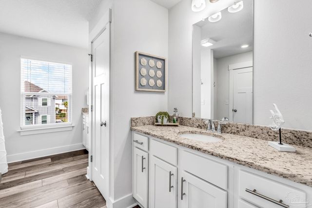 7852 Evening Glow Dr, Perdido Key, FL 32507