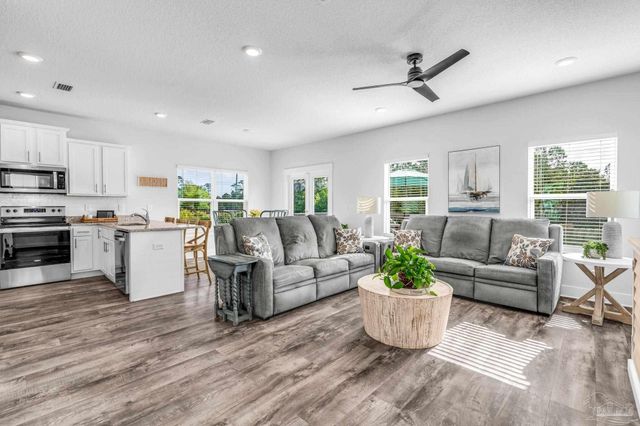 7852 Evening Glow Dr, Perdido Key, FL 32507