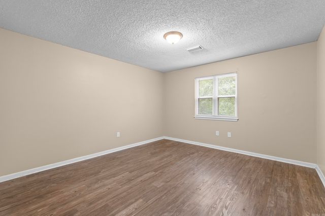 22 E Hill Drive, Conway, AR 72032