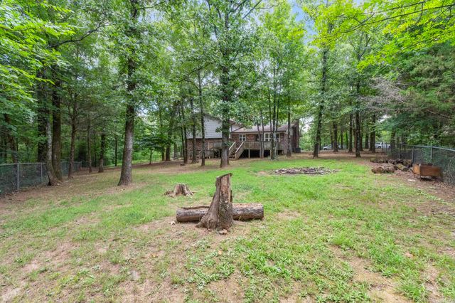 22 E Hill Drive, Conway, AR 72032