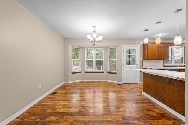 22 E Hill Drive, Conway, AR 72032