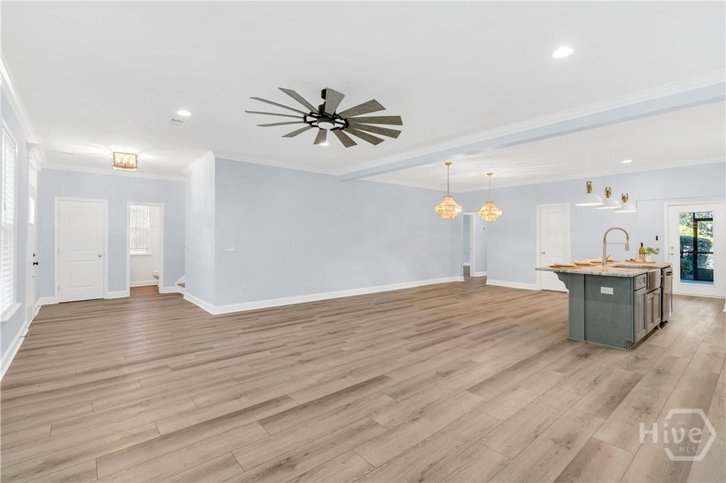Image 13 of property listing at 80 Washington Way, Richmond Hill, GA 31324