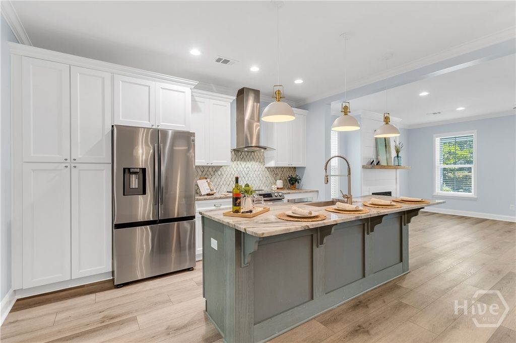 Image 21 of property listing at 80 Washington Way, Richmond Hill, GA 31324