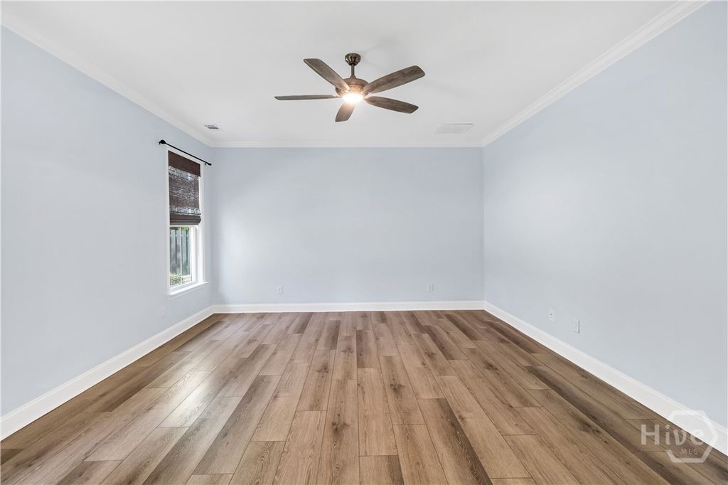 Image 28 of property listing at 80 Washington Way, Richmond Hill, GA 31324