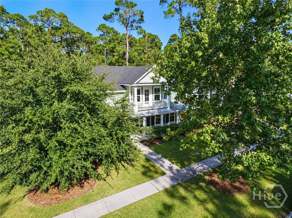 Image 3 of property listing at 80 Washington Way, Richmond Hill, GA 31324