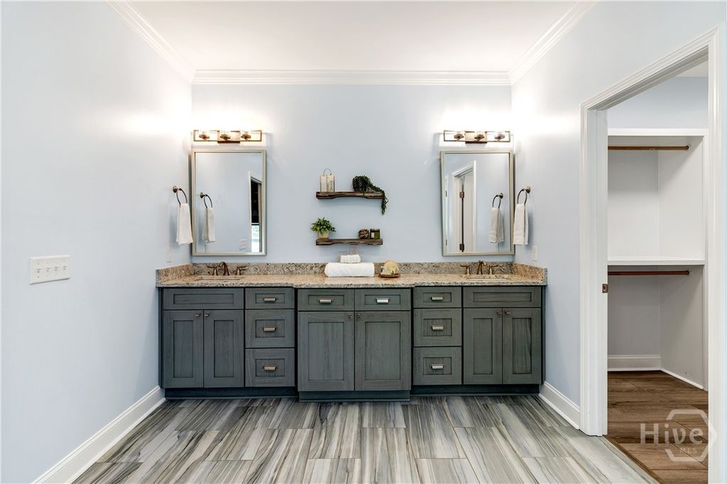 Image 30 of property listing at 80 Washington Way, Richmond Hill, GA 31324