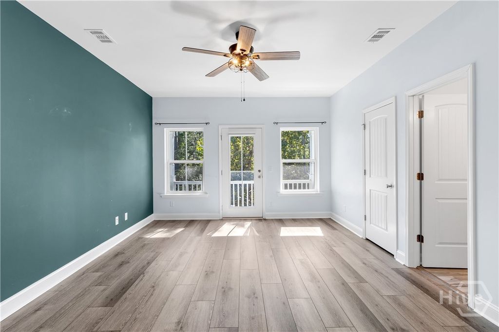 Image 35 of property listing at 80 Washington Way, Richmond Hill, GA 31324