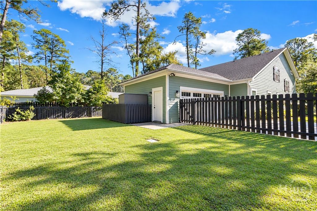 Image 53 of property listing at 80 Washington Way, Richmond Hill, GA 31324