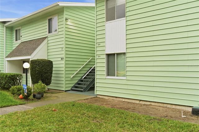 521 MIDWAY DRIVE B, Ocala, FL 34472