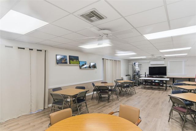 521 MIDWAY DRIVE B, Ocala, FL 34472