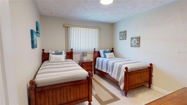 1950 GOLFVIEW BOULEVARD, South Daytona, FL 32119