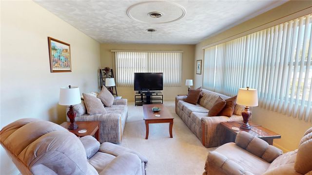 1950 GOLFVIEW BOULEVARD, South Daytona, FL 32119