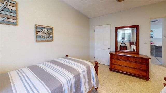 1950 GOLFVIEW BOULEVARD, South Daytona, FL 32119