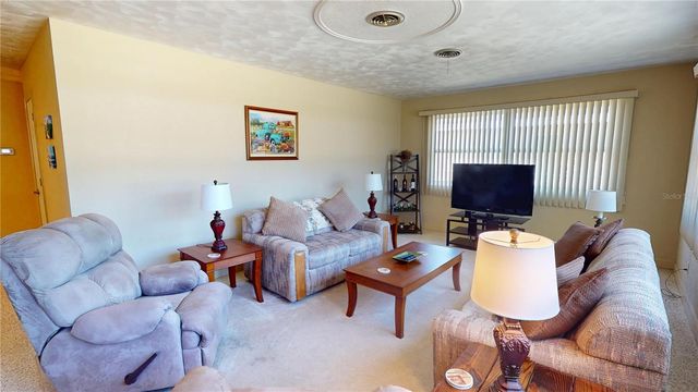 1950 GOLFVIEW BOULEVARD, South Daytona, FL 32119