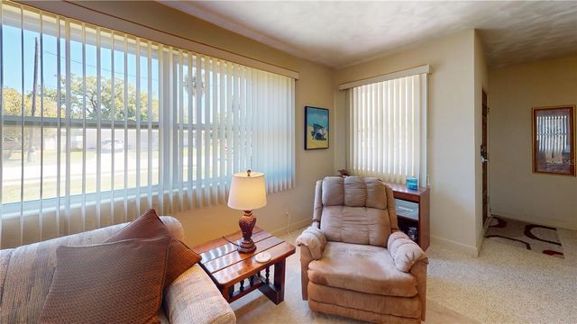 1950 GOLFVIEW BOULEVARD, South Daytona, FL 32119