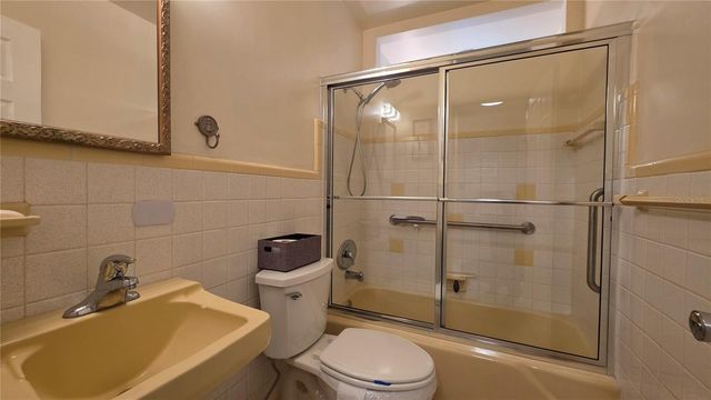 1950 GOLFVIEW BOULEVARD, South Daytona, FL 32119