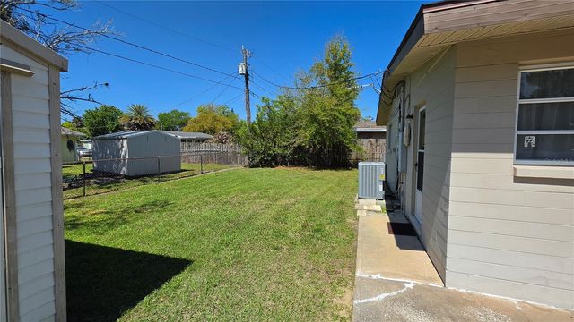 1950 GOLFVIEW BOULEVARD, South Daytona, FL 32119