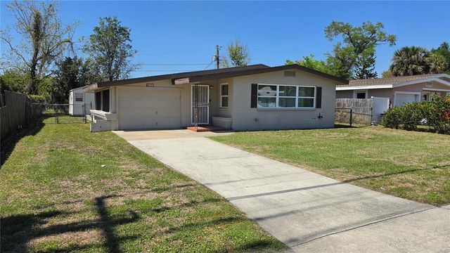 1950 GOLFVIEW BOULEVARD, South Daytona, FL 32119