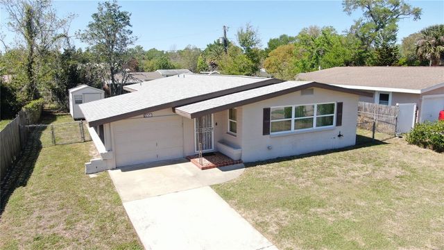 1950 GOLFVIEW BOULEVARD, South Daytona, FL 32119