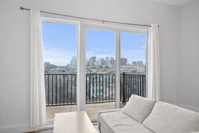 205 Maverick Street 507, Boston, MA 02128