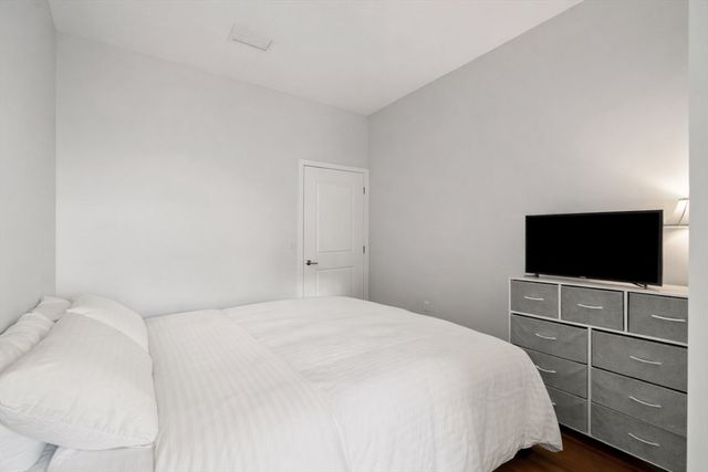 205 Maverick Street 507, Boston, MA 02128