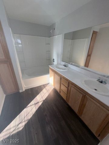 4067 Halfmoon Bay Drive, Las Vegas, NV 89115