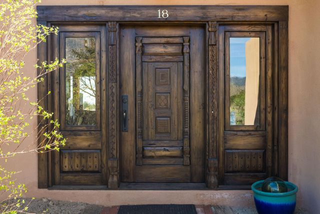 18 Cedar Hill Road NE, Albuquerque, NM 87122