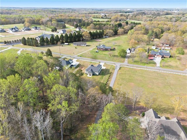 615 Spearman Road, Pelzer, SC 29669