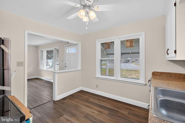 2527 N GEORGE ST, York, PA 17406