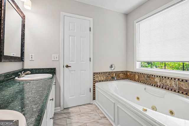 6186 Wayfarer Drive, Villa Rica, GA 30180