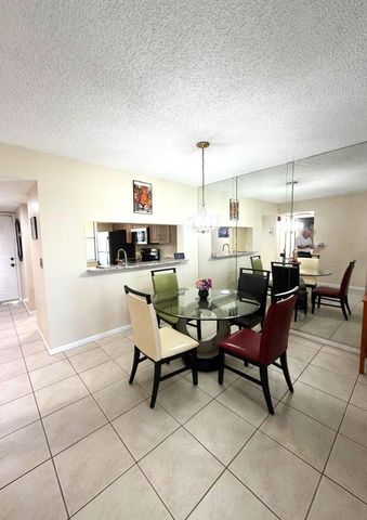 4688 E Lucerne Lakes Blvd Boulevard E 104, Lake Worth, FL 33467