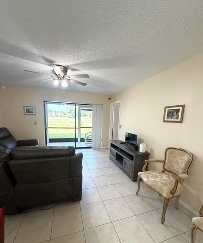 4688 E Lucerne Lakes Blvd Boulevard E 104, Lake Worth, FL 33467
