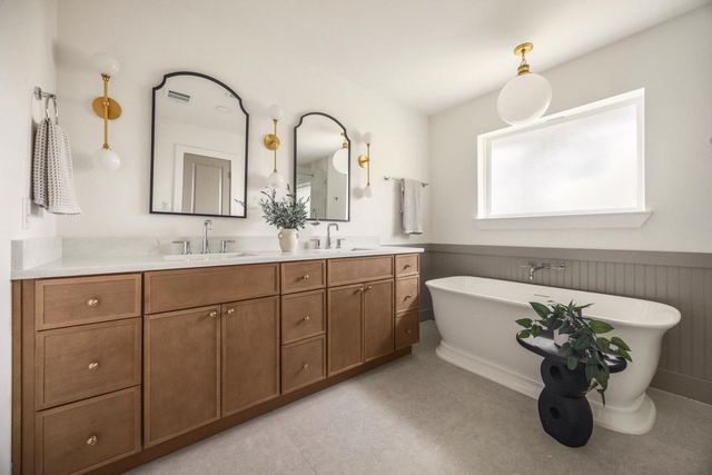 6214 Glennox Lane, Dallas, TX 75214