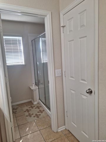 2606 Grayson Way, San Antonio, TX 78232