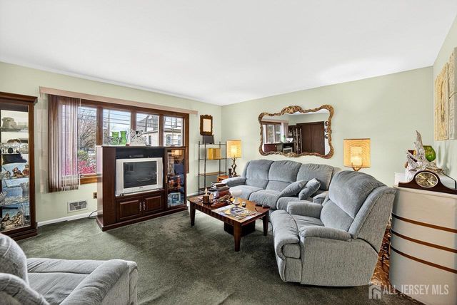 307 Sutton Street, Perth Amboy, NJ 08861