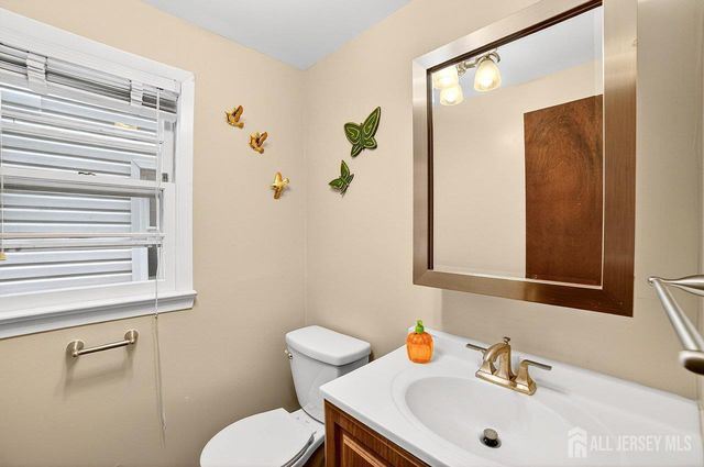 307 Sutton Street, Perth Amboy, NJ 08861