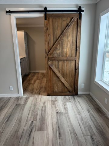 369 Lawless Lane, Jamestown, KY 42629